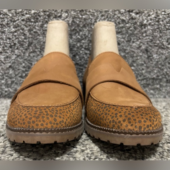 TOMS Mallory Suede Loafers - Picture 4 of 10